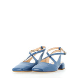 Low blue patent slingback with straps