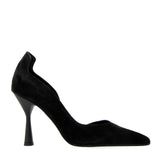 Decolleté in camoscio nero tacco alto | 41 |