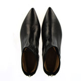 Stivaletto basso in nappa da guanto nero con zip