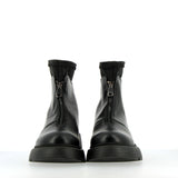 Zipped ankle boot in black leather