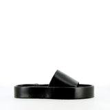 Sandalo slip on nero in pelle
