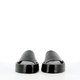 Sandalo slip on nero in pelle