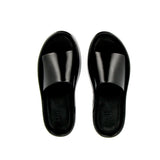 Sandalo slip on nero in pelle