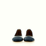 Ballerina con puntina in vernice blu oceano