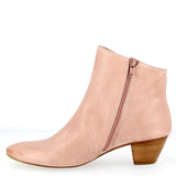 Stivaletto zippato color peonia