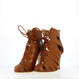 Leather nappa sandal with laces and heel | 39 | 41 |