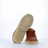 Sneaker in soft tan leather