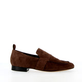 Soft moccasin in dark brown suede