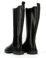 High Chelsea boot in black leather