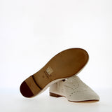 Scarpa traforata offwhite in nappa da guanto