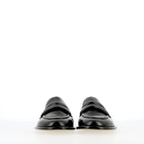 Rounded moccasin in black supersoft glove nappa