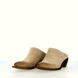 Sabot scamosciato beige lavorazione vintage