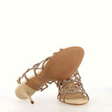 Sandalo in pelle nude con strass argento