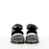 Sandalo flat in pelle nera con cinturino