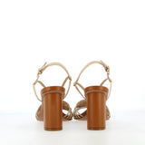 Sandalo tacco alto in pelle beige e cuoio con fibbia