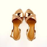 Copper sandal on heel with accessory