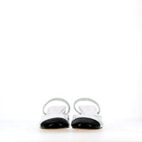 Sling Back specchio con puntina nera tacco medio