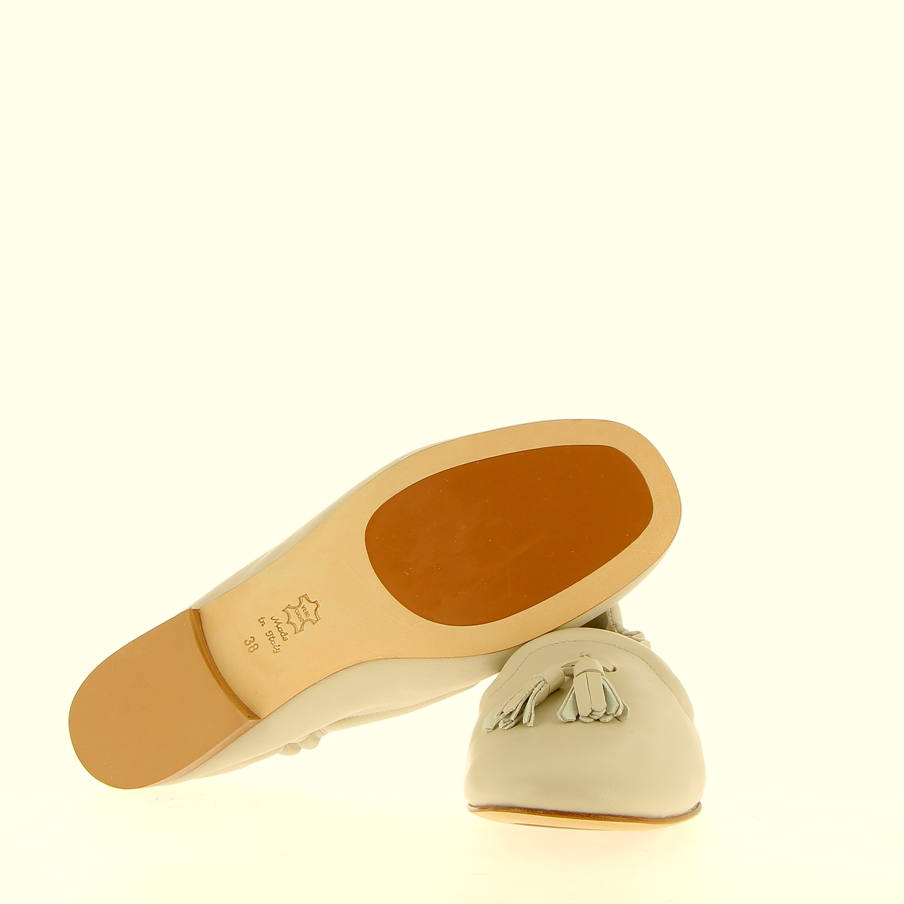 Mocassino morbido in nappa bianco latte