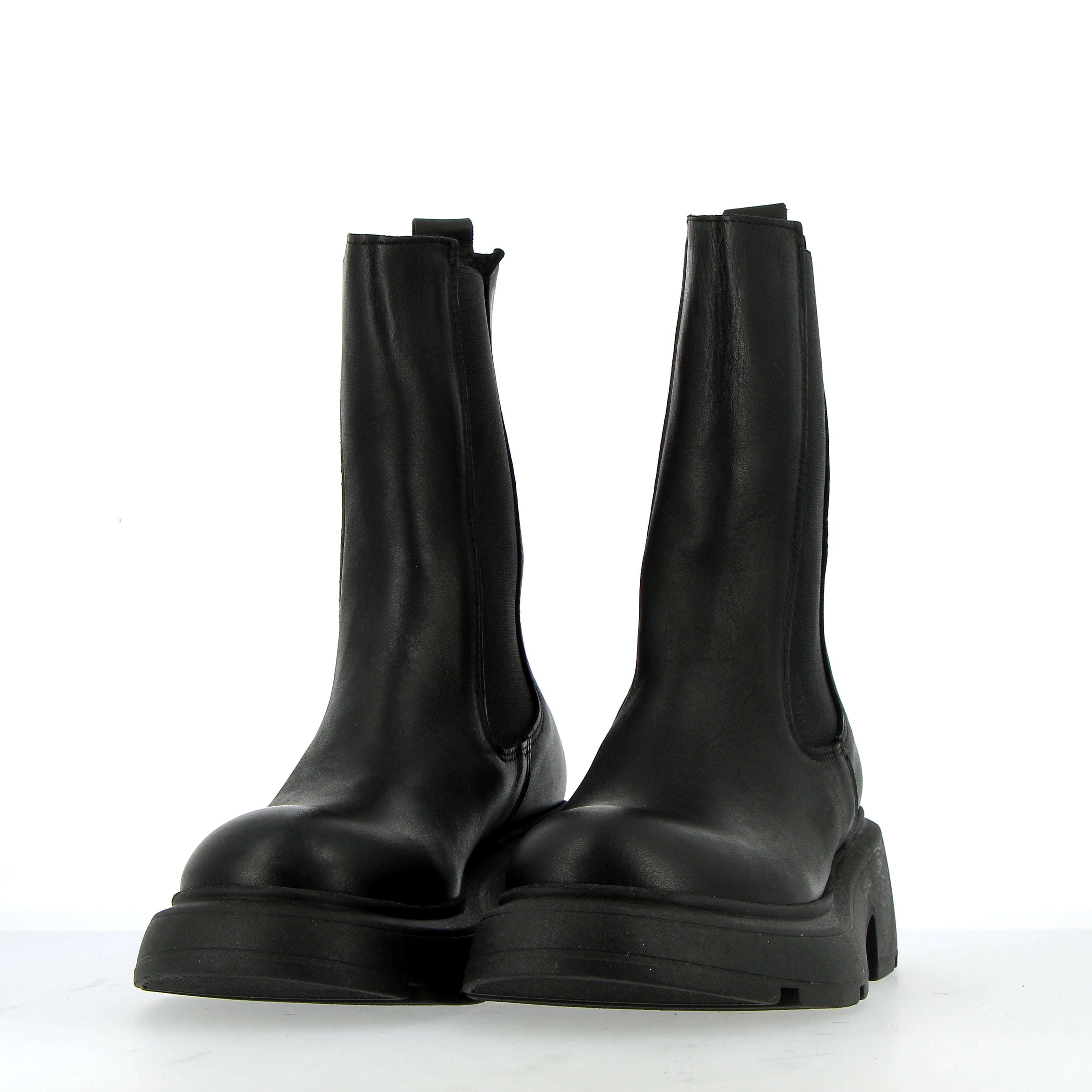 Black leather chelsea boot