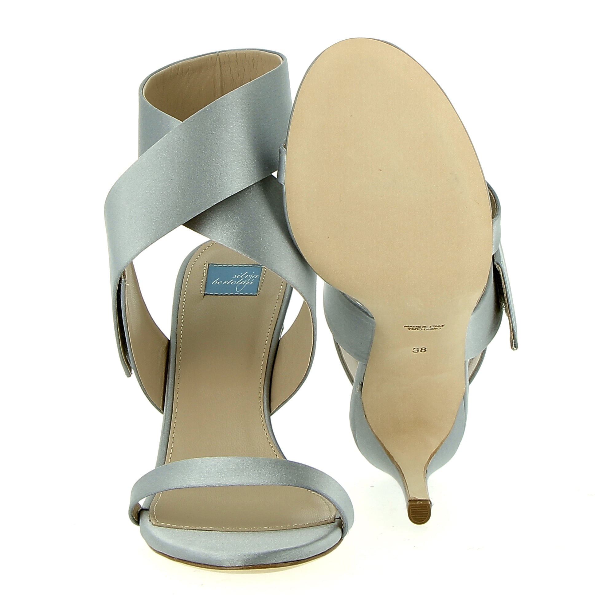 Sandalo cinturino strap in raso grigio argento
