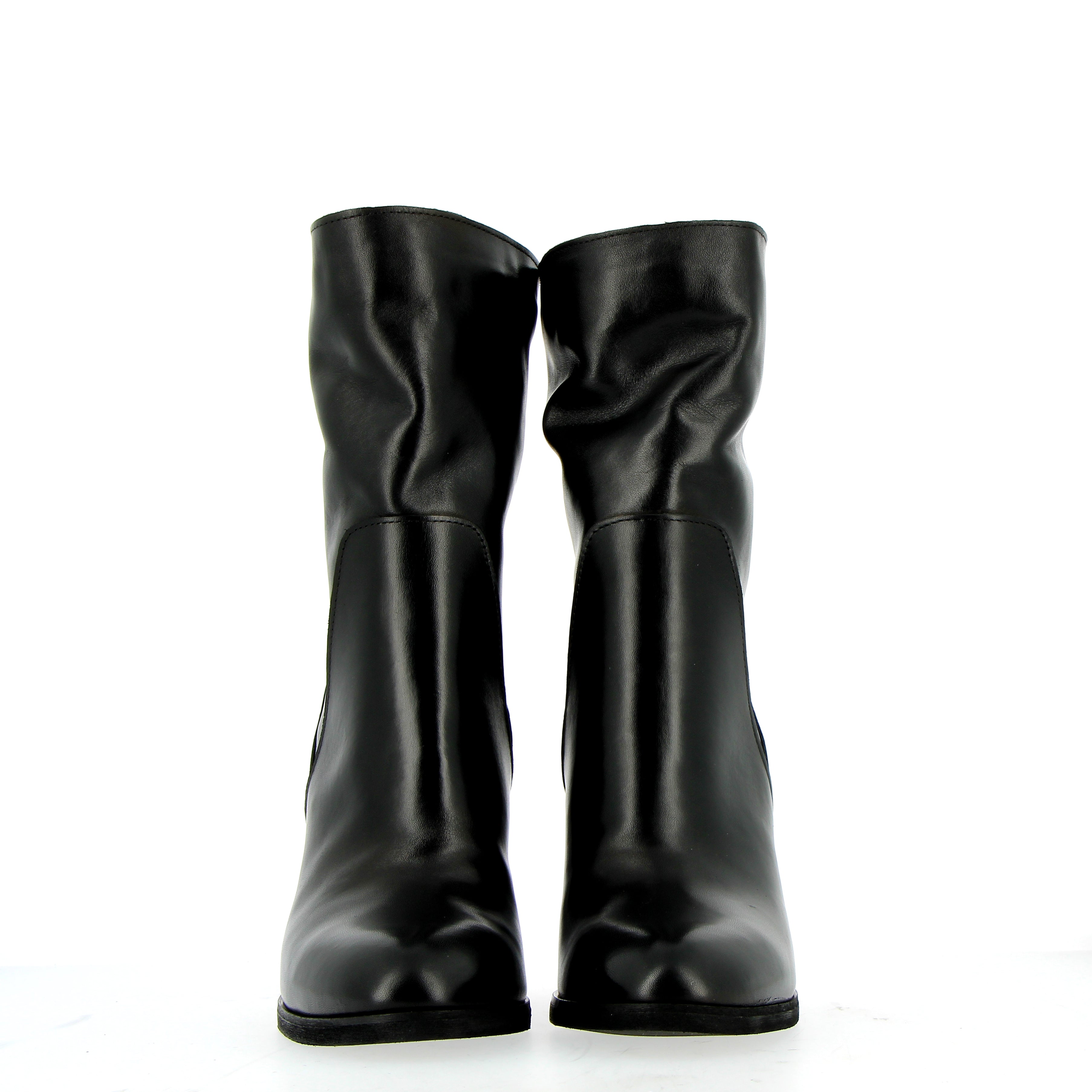 Short black leather tube boot