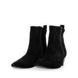 Ankle boot in soft black suede with double zip