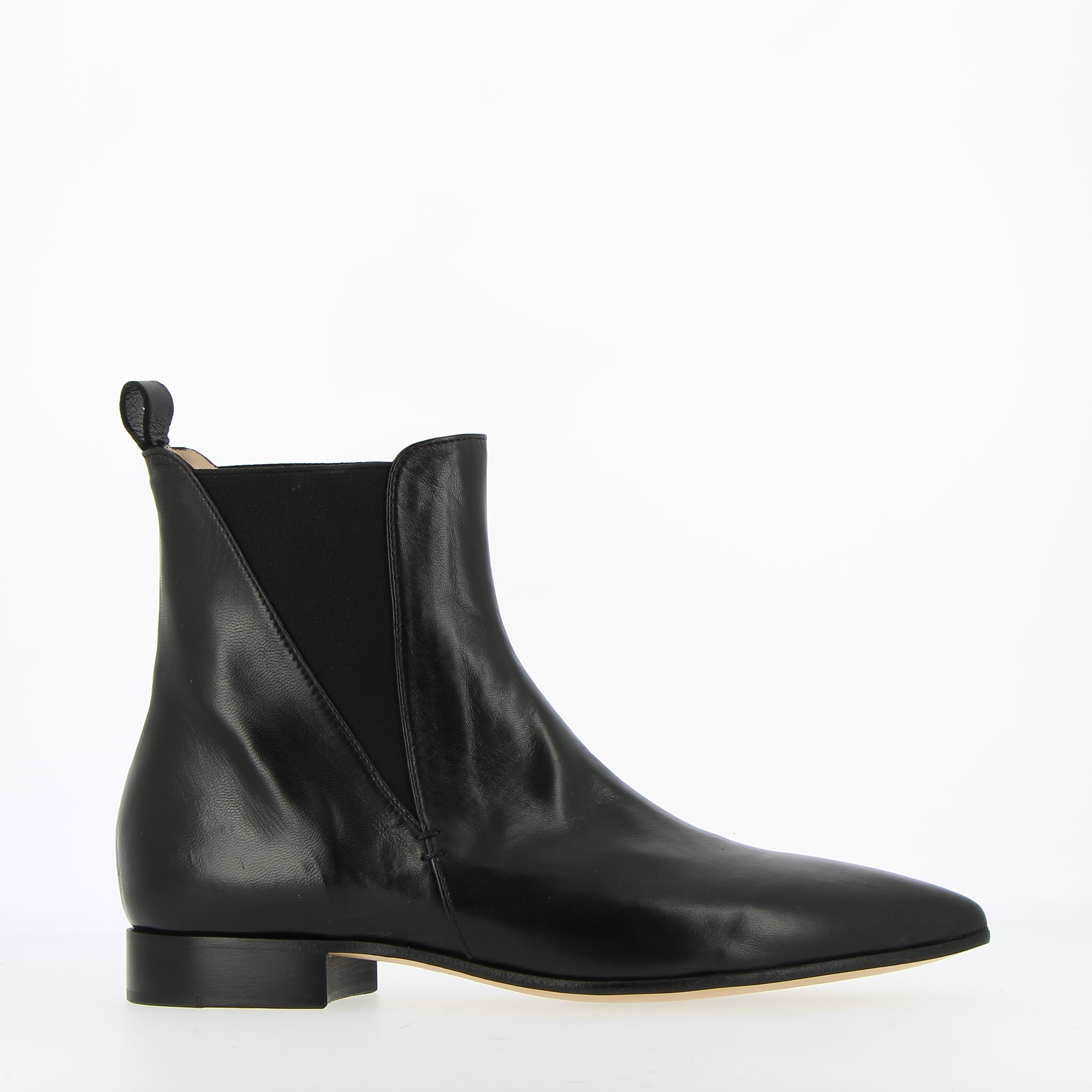 Black supersoft glove nappa pointed ankle boot