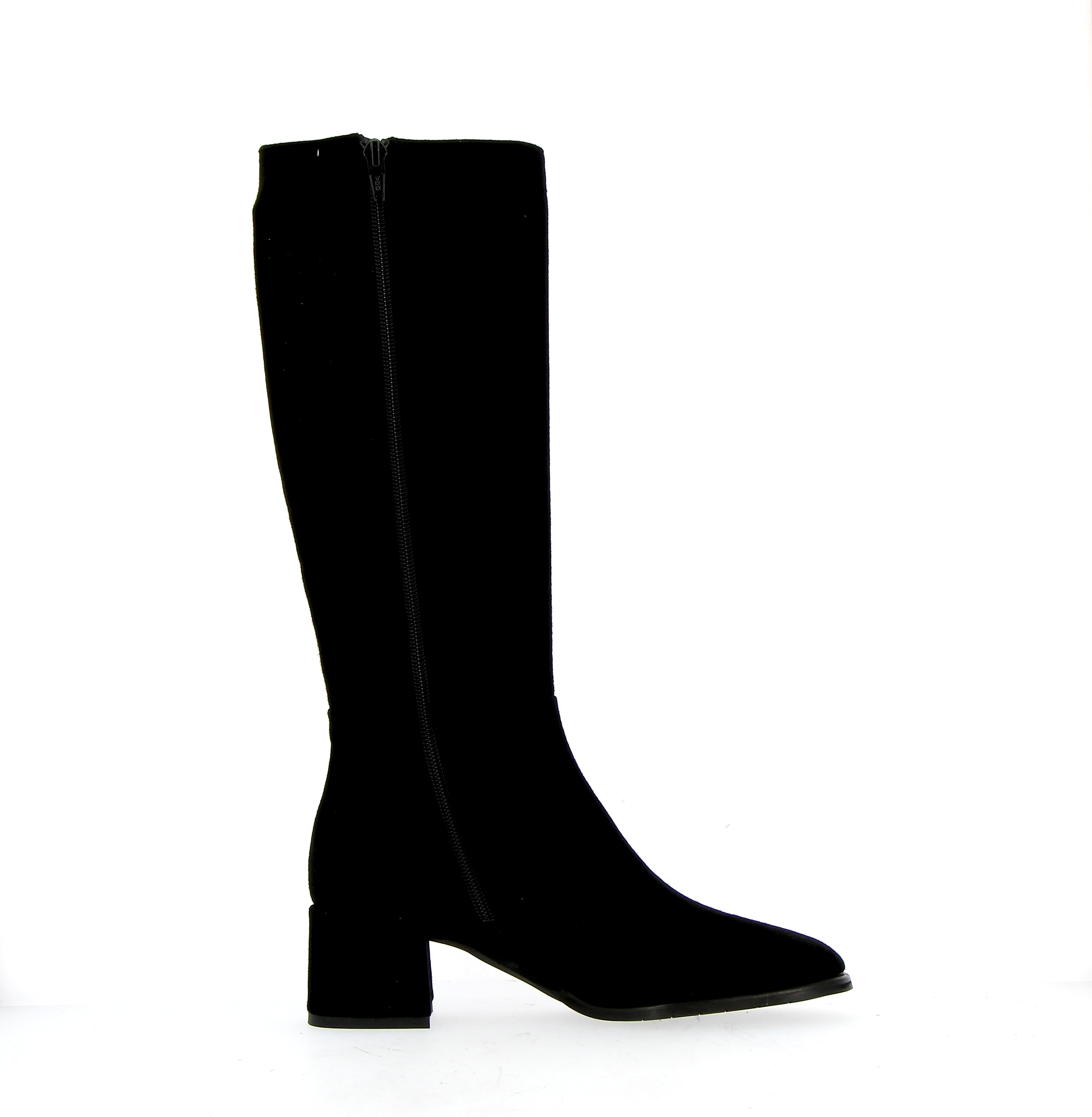 Stivale in camoscio nero zippato