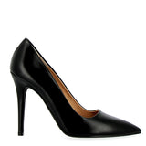 Pointed toe high heel pump in black leather