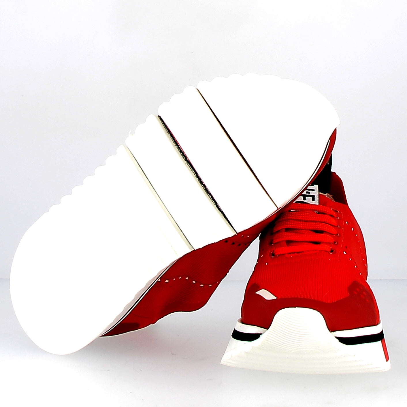 red elastic texture sneaker with flex sole