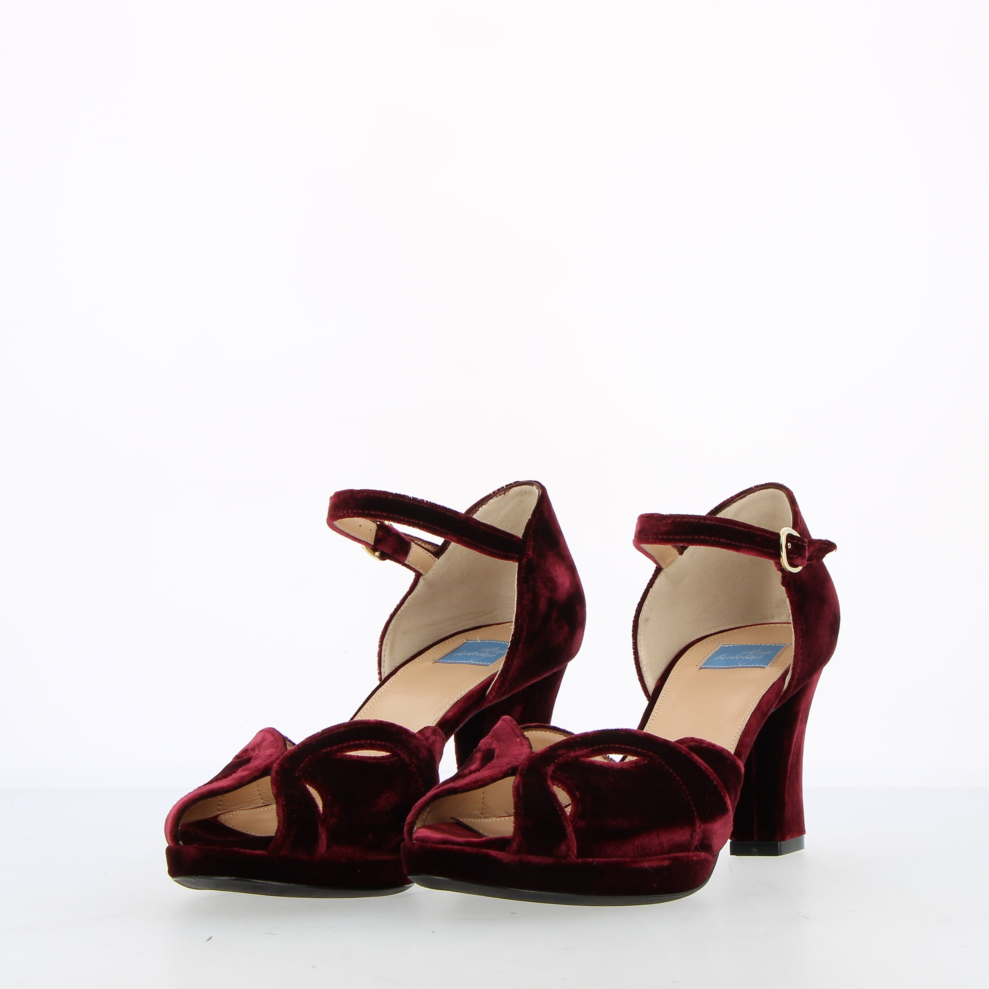 Burgundy velvet sandal with small platform