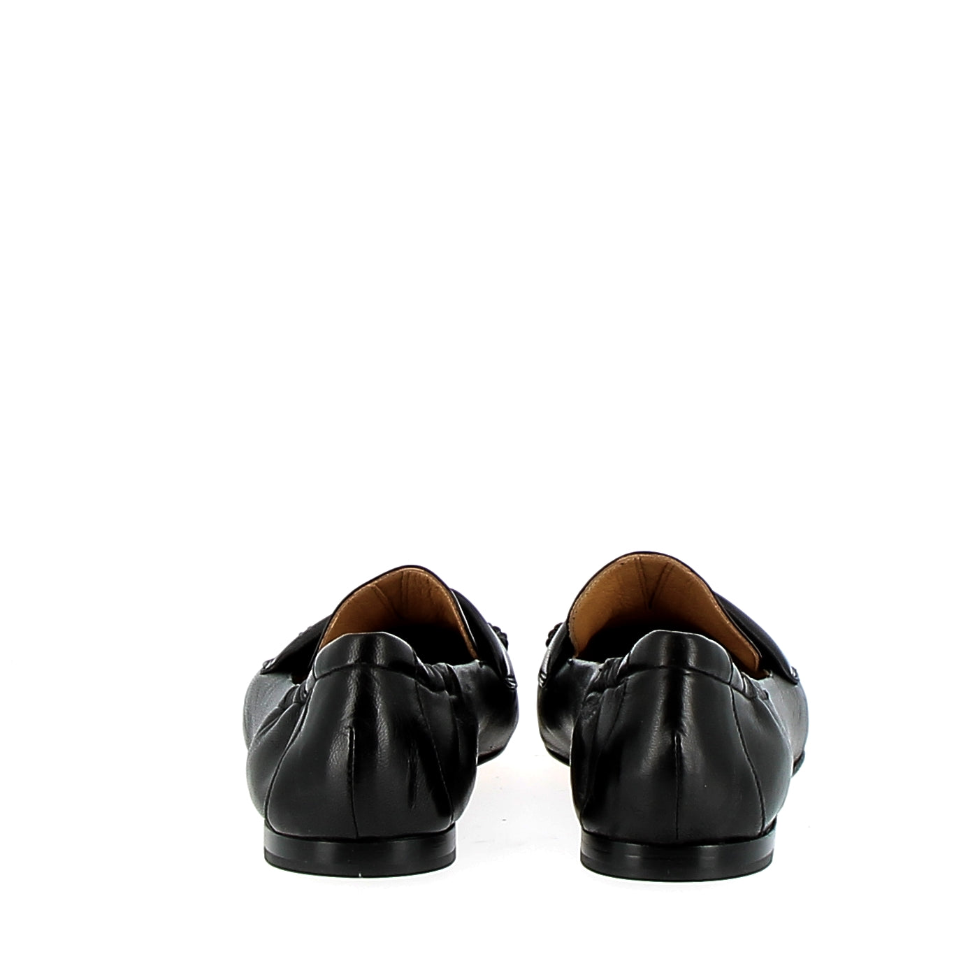 Black toe moccasin in very soft leather