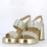 Platform sandal in platinum glitter