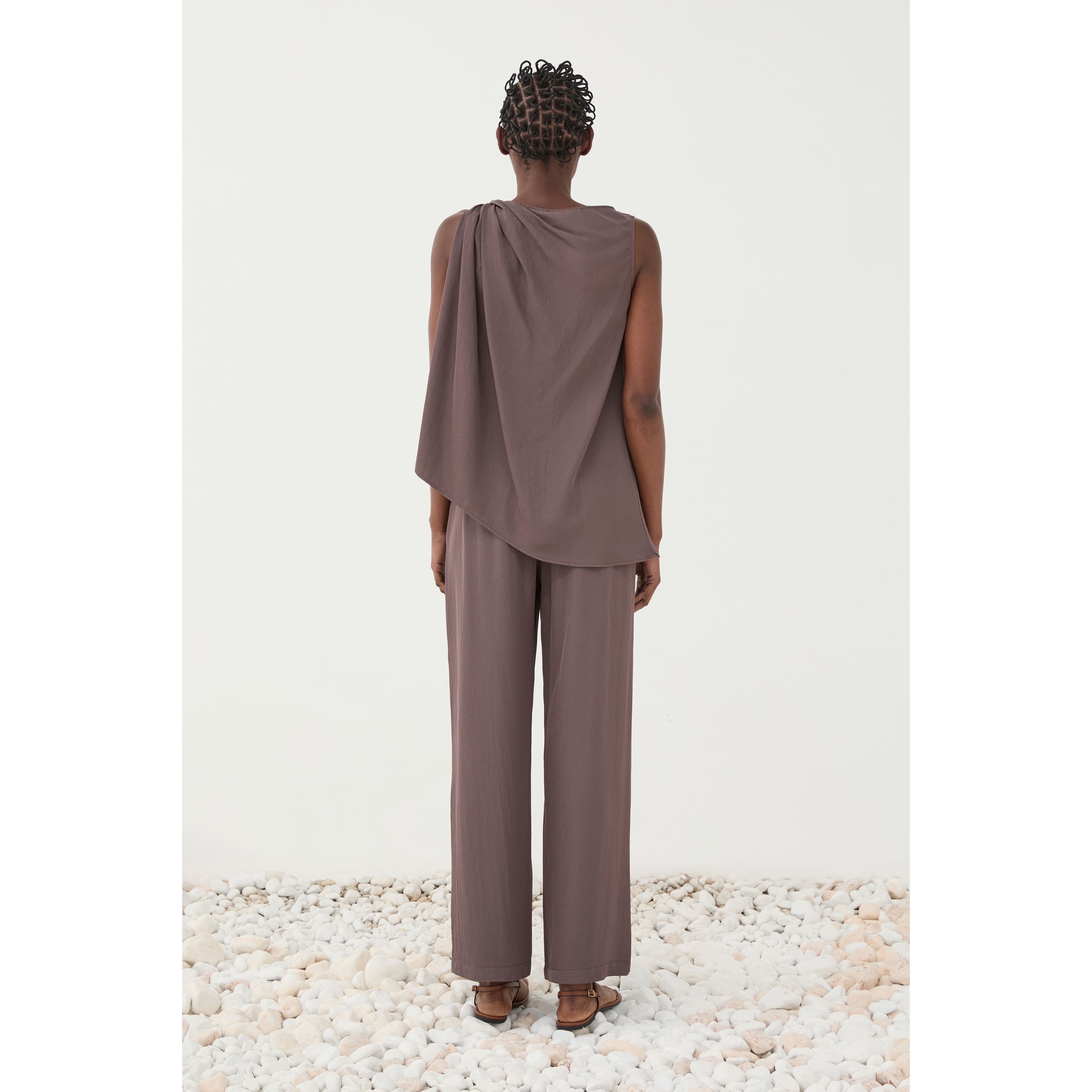 Mauve trousers