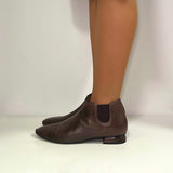 Low Chelsea boot in soft dark brown leather
