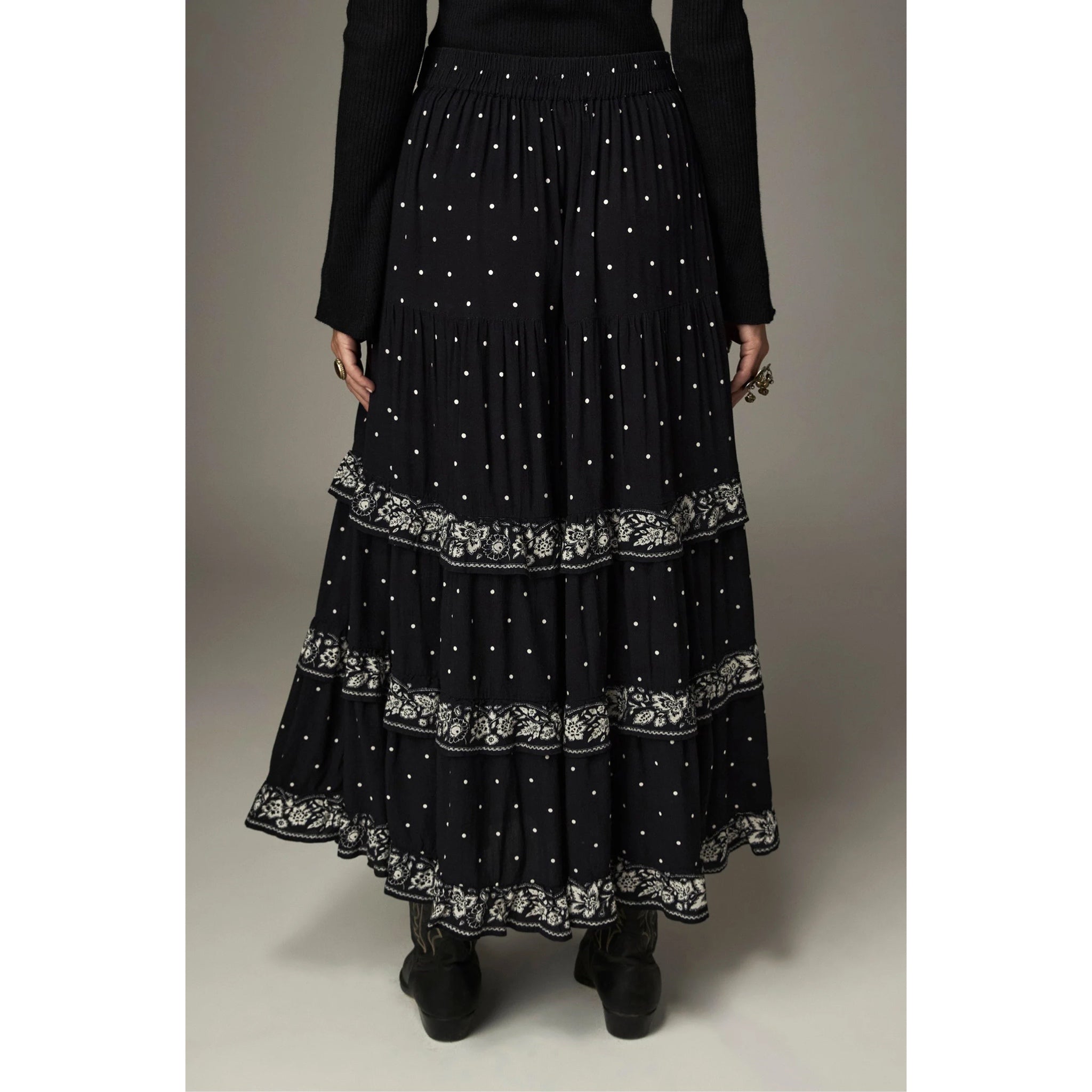Lirily Skirt Cubata