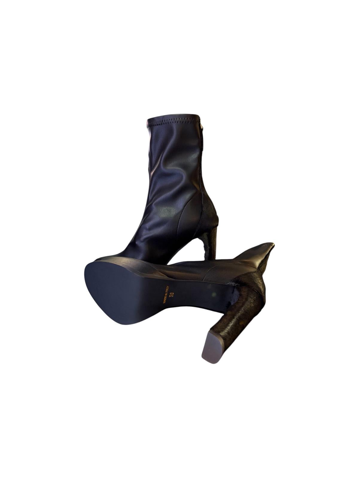 Stivaletto nero con plateau