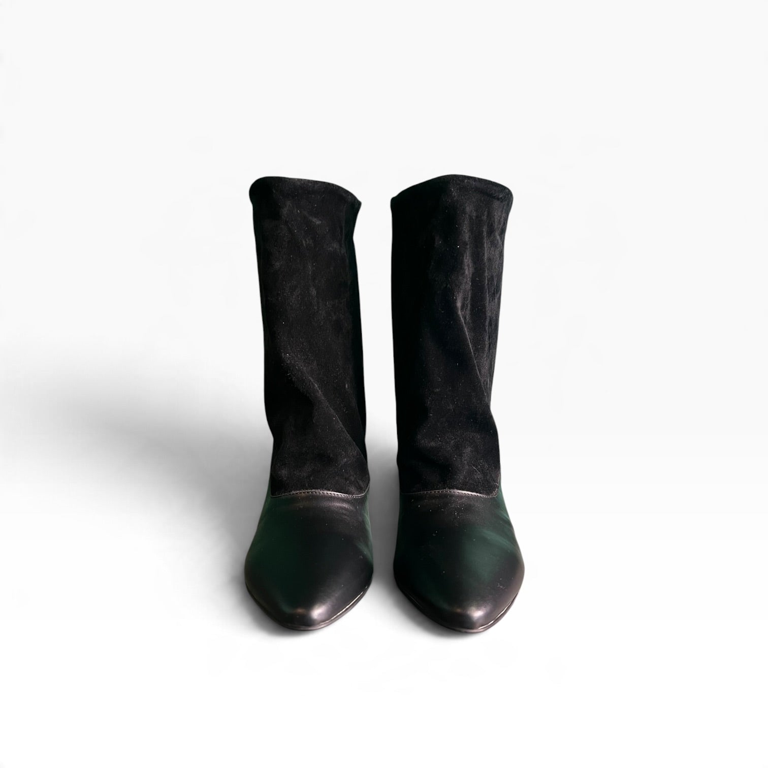 Stivaletto con gambale a tubo nero