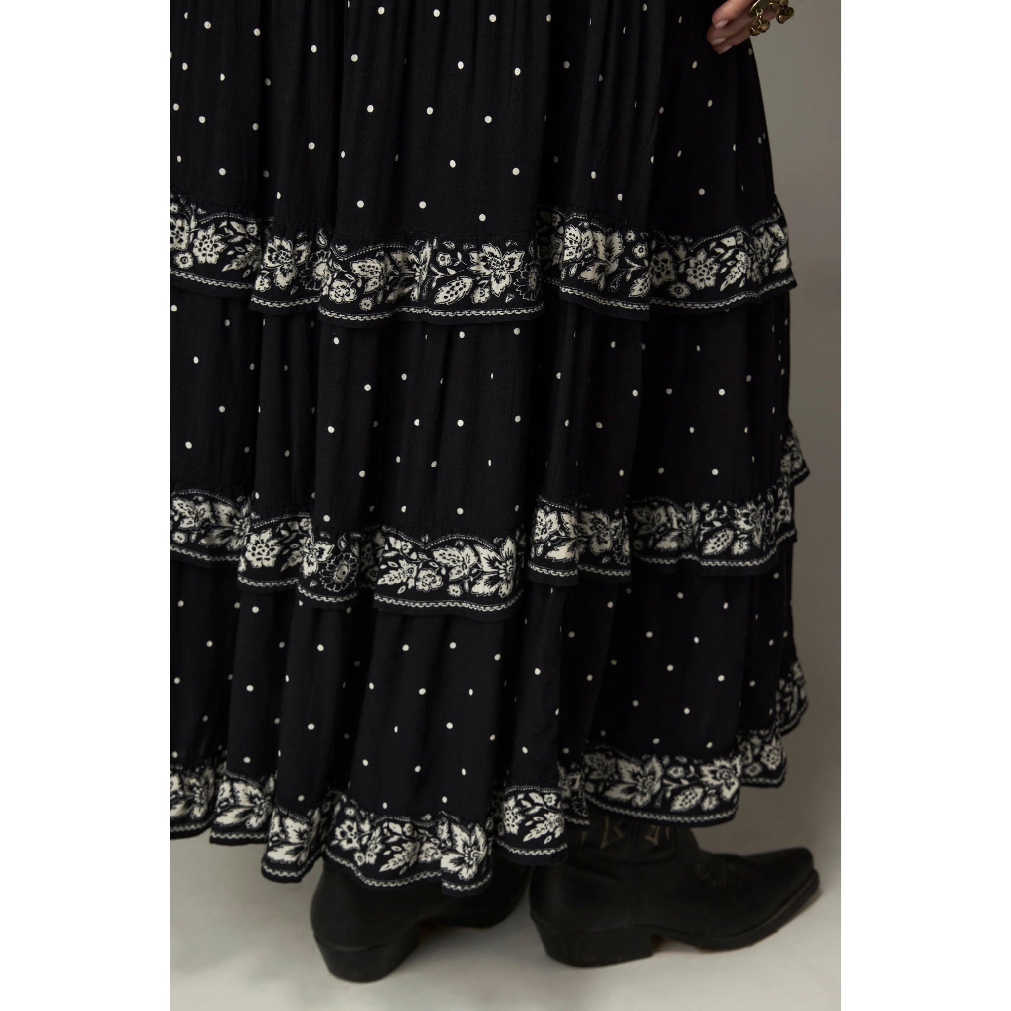 Lirily Skirt Cubata