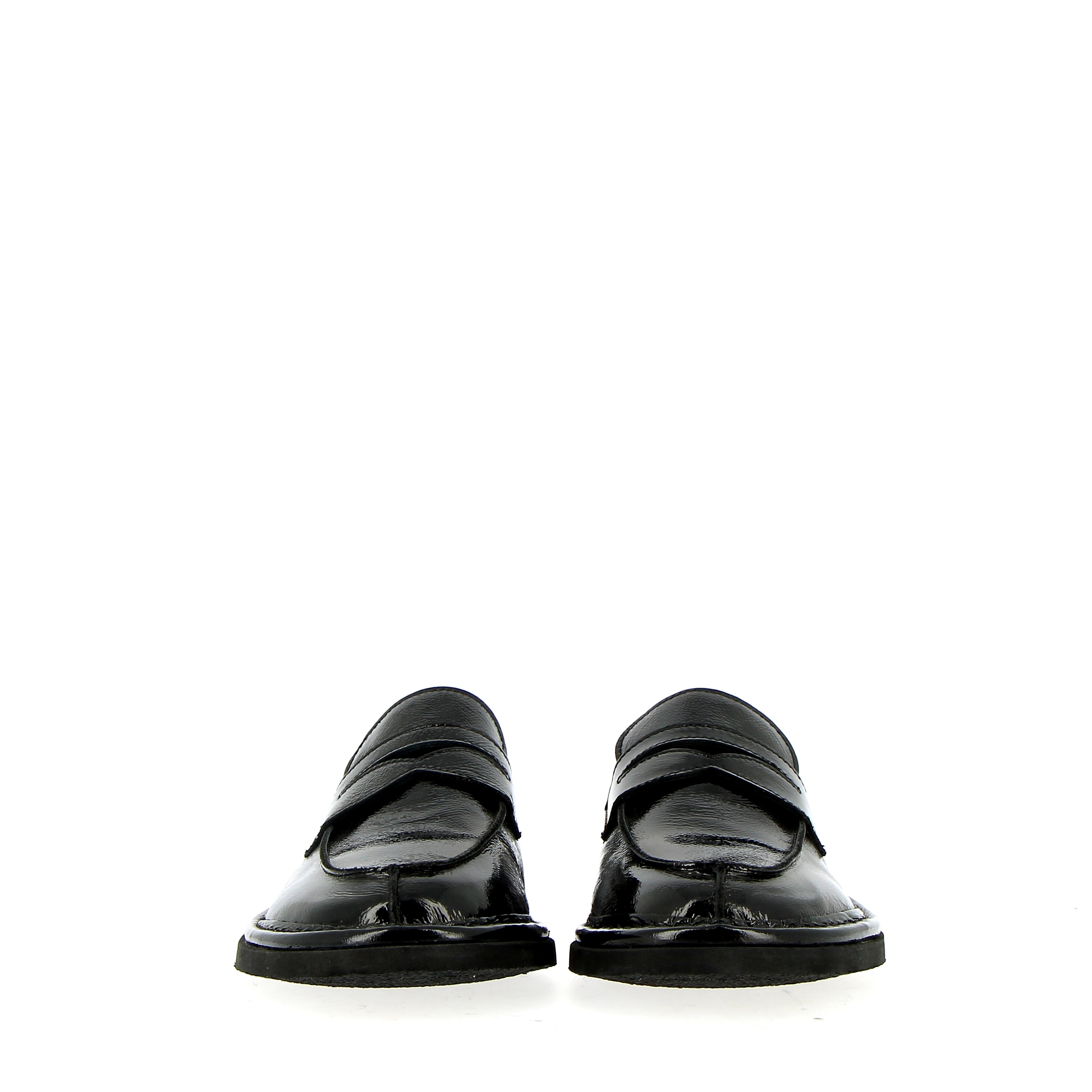 Black supersoft patent leather moccasin