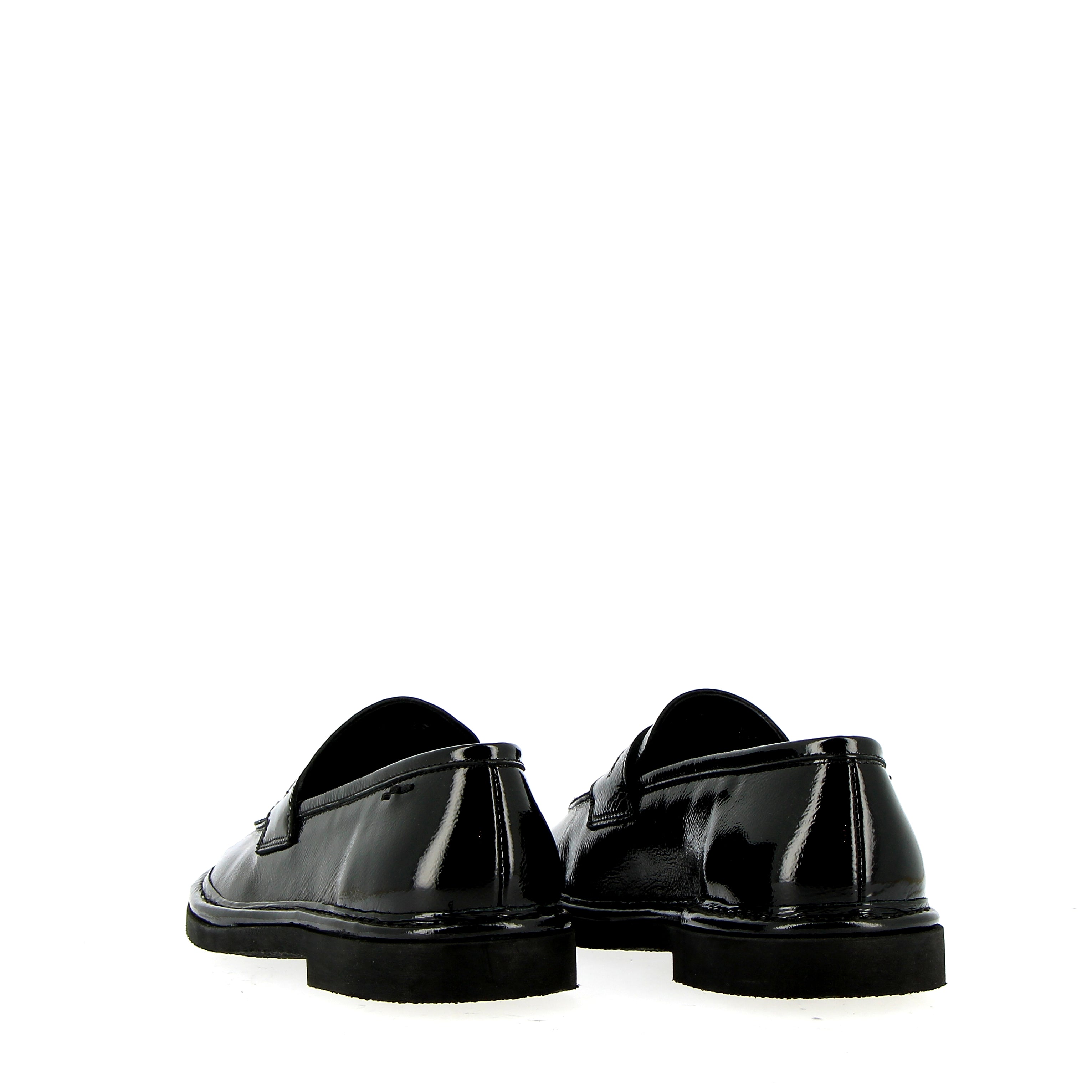 Black supersoft patent leather moccasin