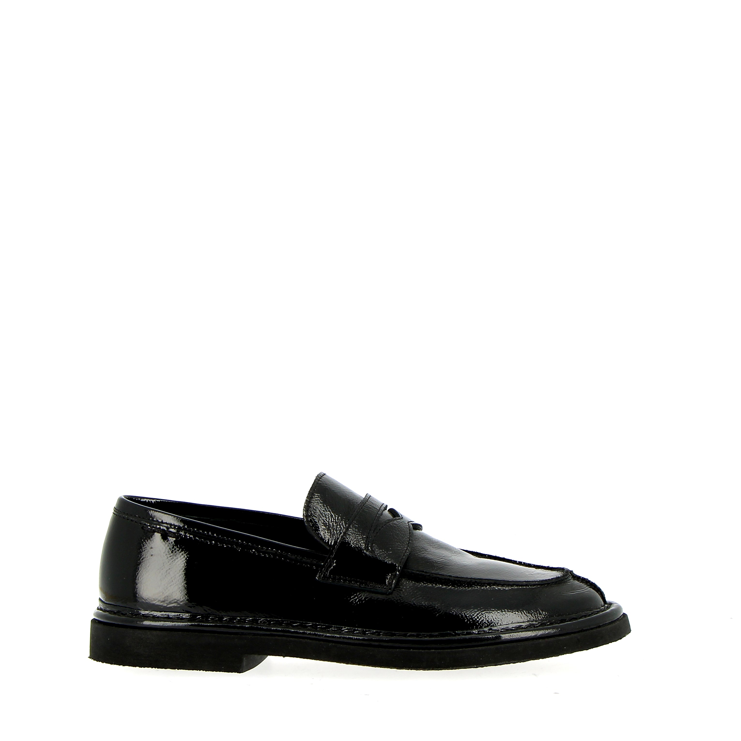 Black supersoft patent leather moccasin
