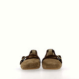 Ballerina scamosciata color visone profilo testa moro