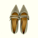 Ballerina in velluto taupe con cinturini preziosi