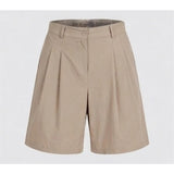 Tailored beige Bermuda shorts