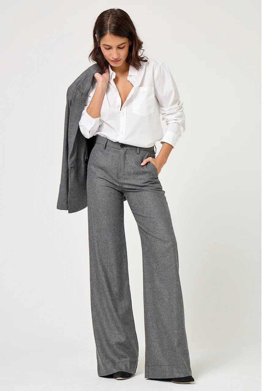 Beige cashmere sweater