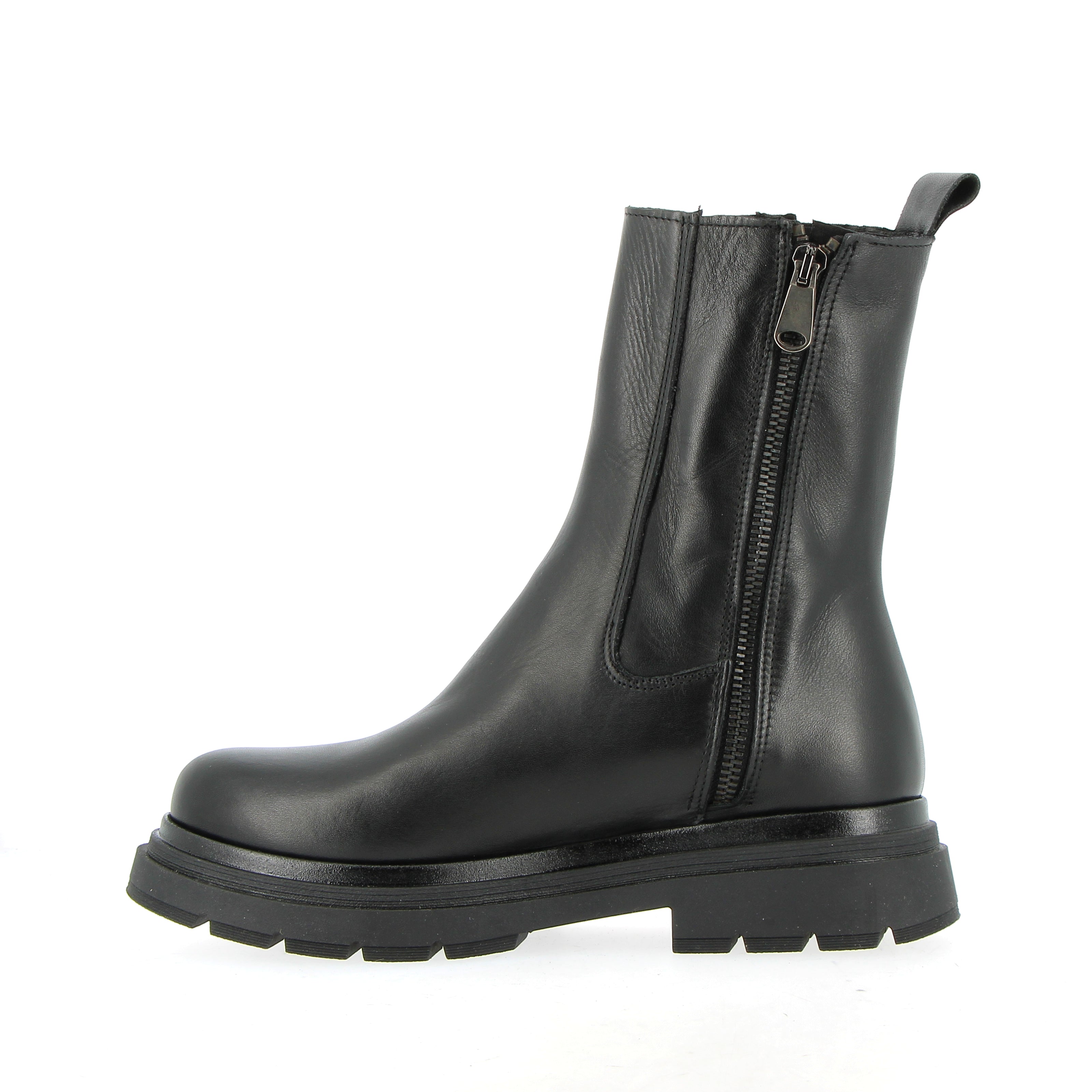 Black calfskin Chelsea boot with elastic and zip