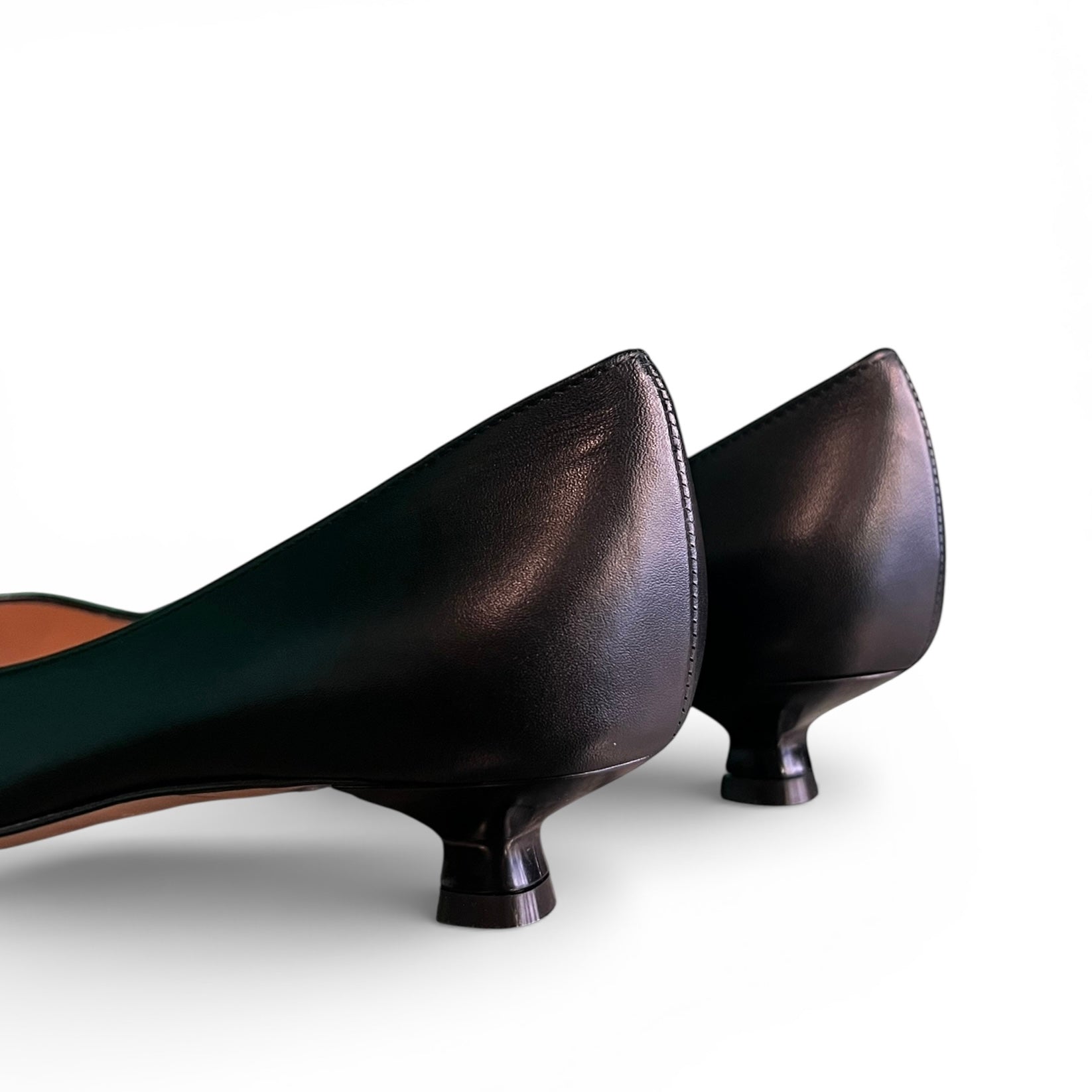 Décolleté nappa nera a punta tacco 3