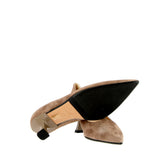 Decolleté a cuore in camoscio taupe modello Love