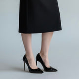 Décolleté a punta in pelle nera lucida tacco 10